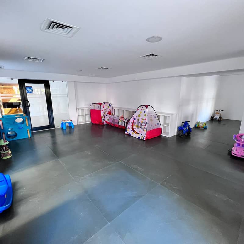 VIP Apartment with Direct Sea View for Rent in Bneid Al-Qar 17