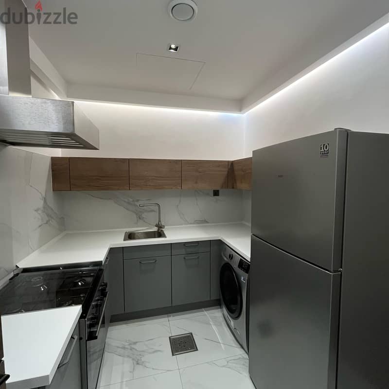 Semi-furnished sea view apartment with one-month free rent in Sharq 4