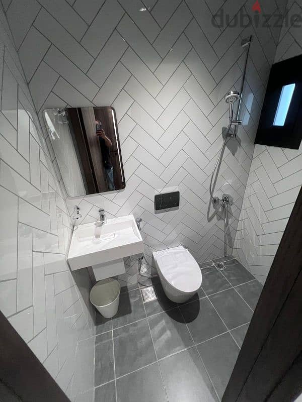 Sharq - Luxury Semi Furnished 2 BR Apartment 6