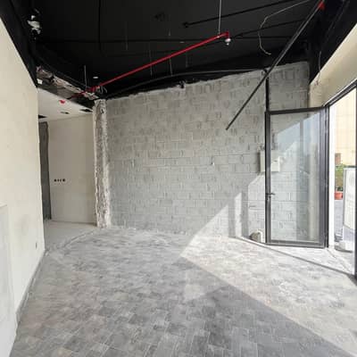 Commercial shops with a grace period for rent in Hawally Block 7