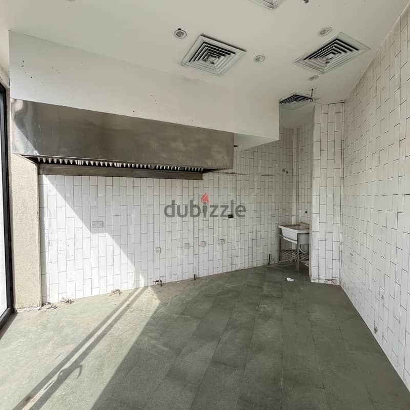 Commercial shops with a grace period for rent in Hawally Block 7 1
