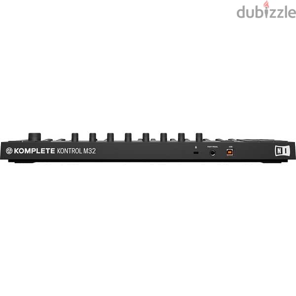 Native Instruments M32 – Excellent Condition. Like New. 3