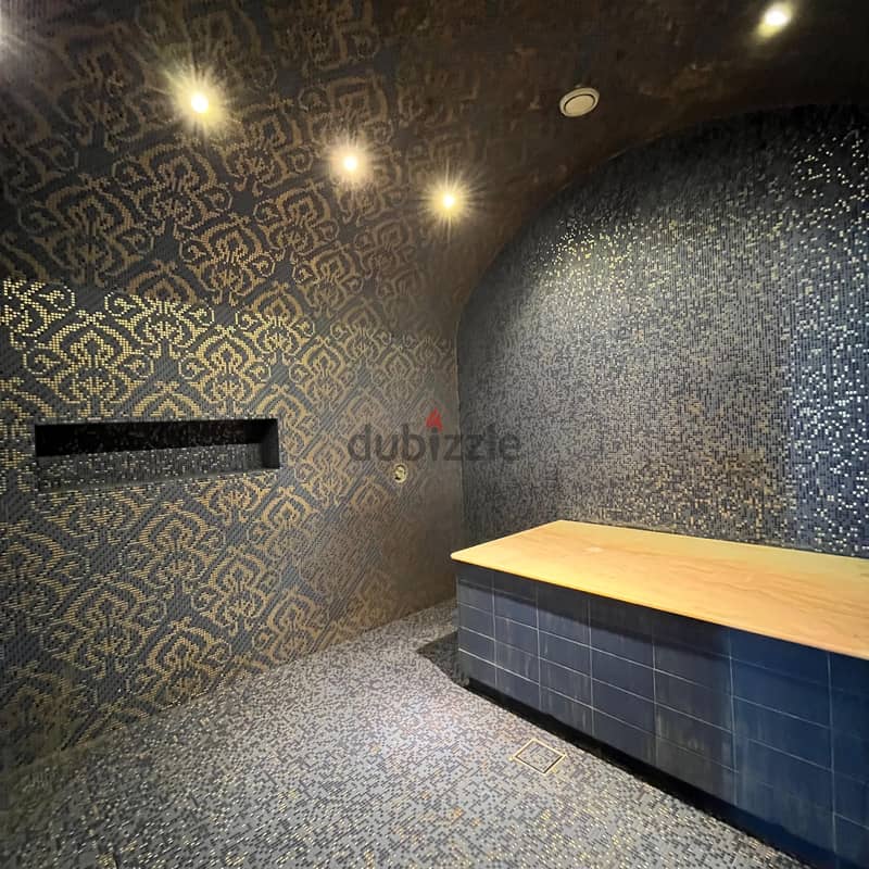 Full investment floor with a grace period for rent in Salmiya. 4