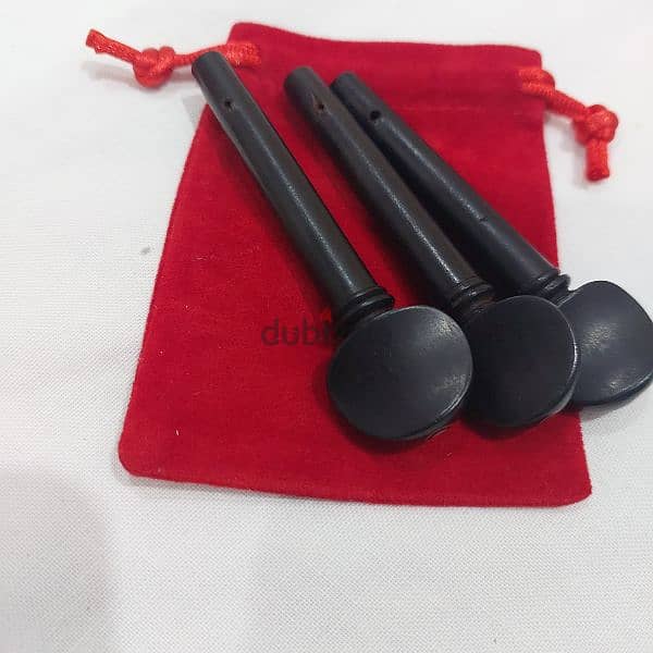 Collection of musical instrument accessories 10