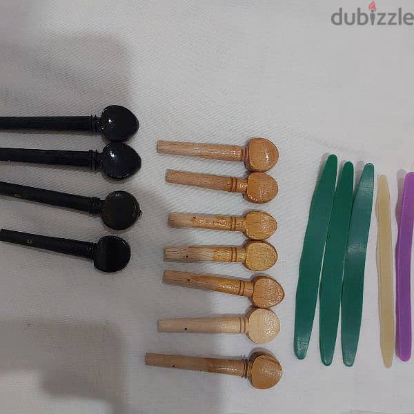 Collection of musical instrument accessories 11