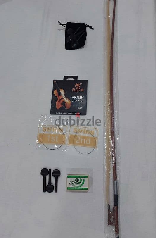 Collection of musical instrument accessories 15