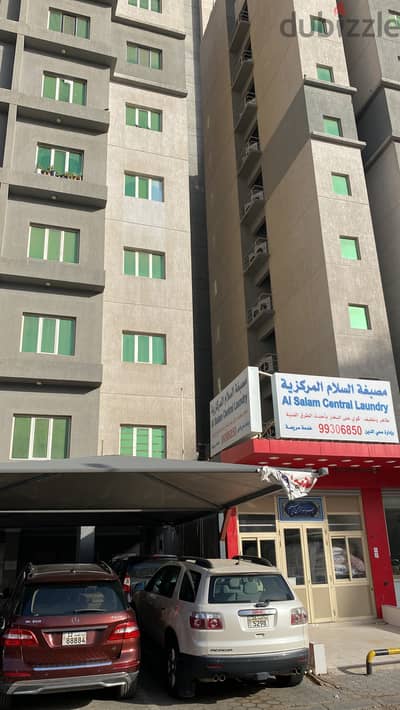 Hi master bedroom with attach bathroom available in benid al gar