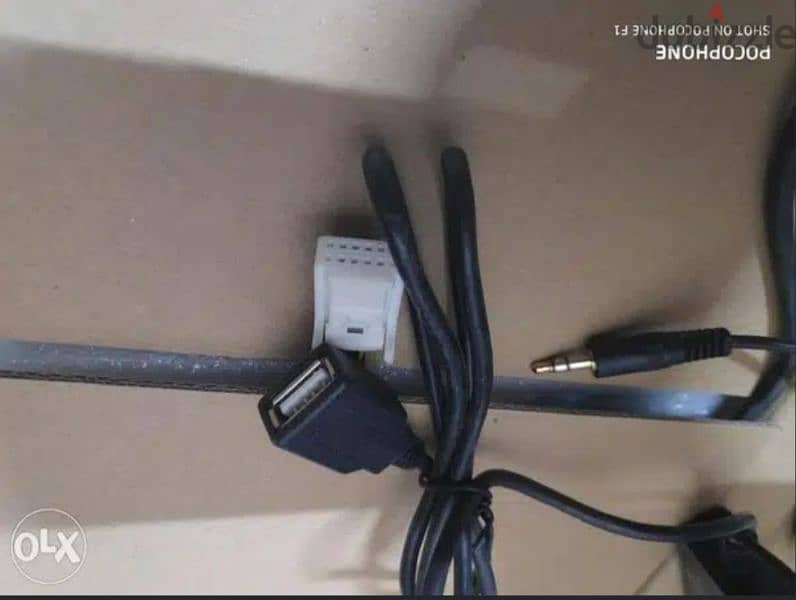 toyota aux and usb cable 1