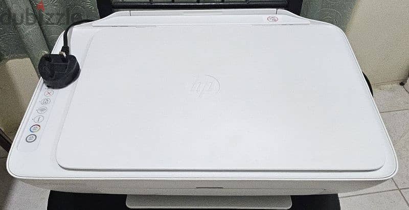 HP DeskJet 2710 1