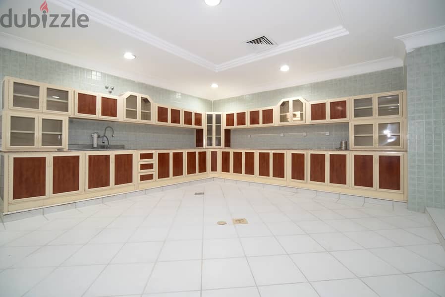 Zahra – spacious, villa good for diplomatic residence 4