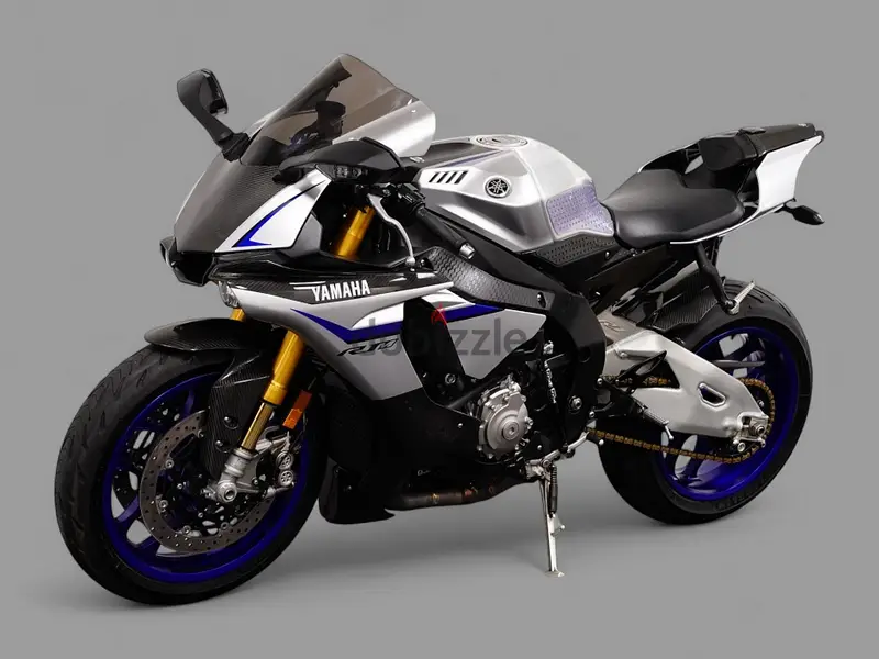 2015 Yamaha YZF-R1M   (+97466574363)
