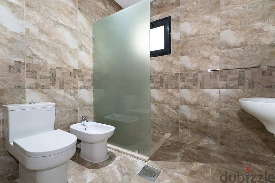 Salwa – great, four bedroom floor with balcony 10