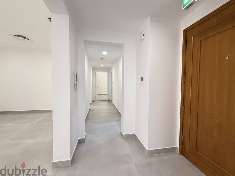 Shaab – big, three bedrooms apartment w/balcony and s. pool 9