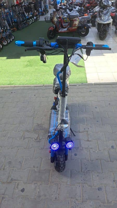 New Model Of Rohan wing's Kt4-D with 2000w motor And Box For Goods 5