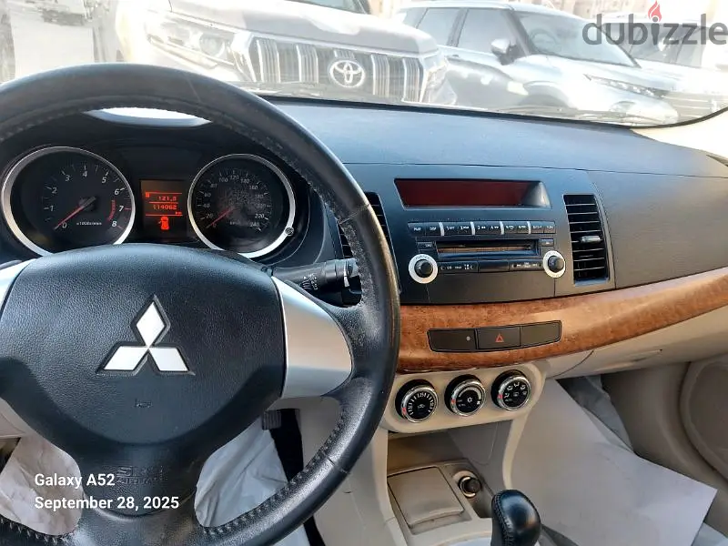 Mitsubishi Lancer 201164056730514945124