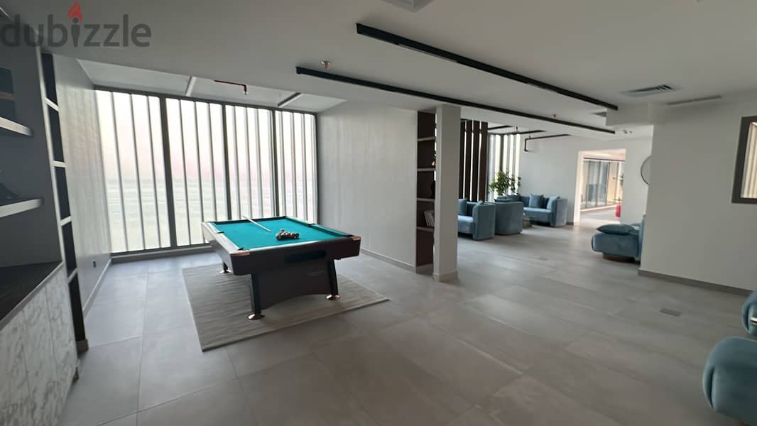 Modern  3 BR Sea View 6