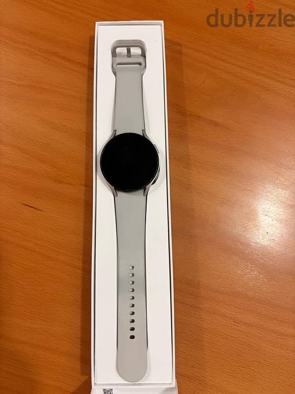 Samsung Watch 4 for Sale 2