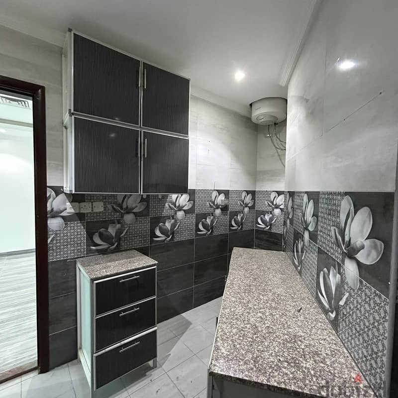 Seaview apartment for rent in Salmiya 4