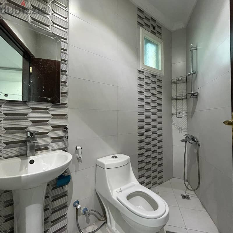 Seaview apartment for rent in Salmiya 6