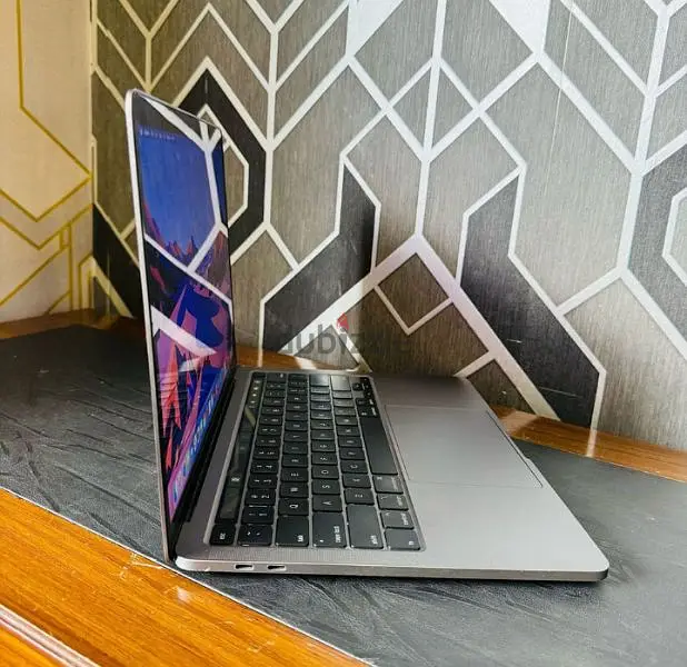 Apple MacBook Pro Exclusive Core-1564163269321986123