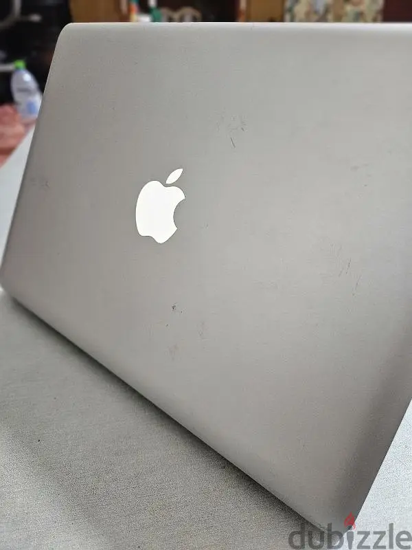 MacBook Pro in excellent condition64167922373377127