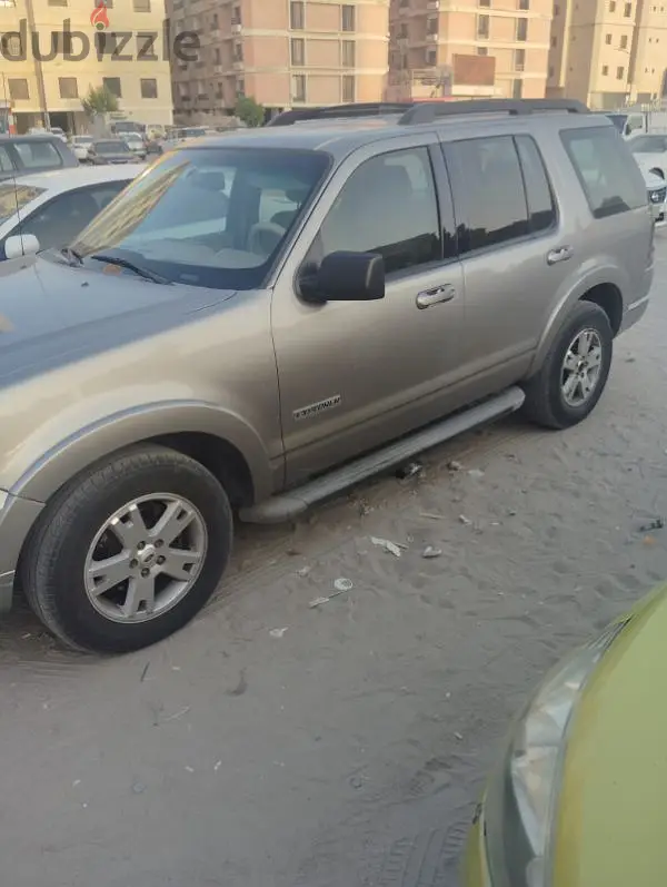 فورد إكسبلورر 2008