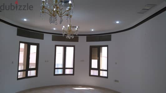 Pets friendly 4 bedroom floor in mangaf with balcony