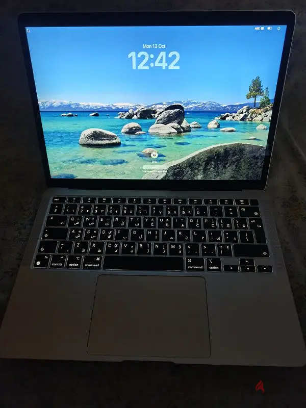 Apple Macbook Air M164217072823811121