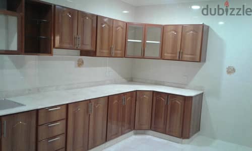 Nice 3 bedroom apt in egaila. close to gate mall & aum