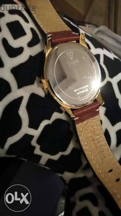 Guess watch in excellent condition 1