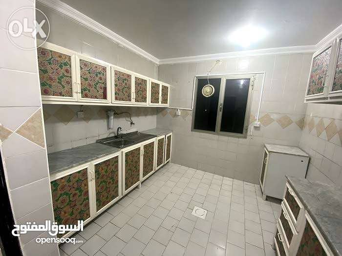 for rent villa flat in mangaf with yard and garden 2