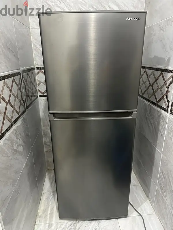 ثلاجة شارب64289889126401122