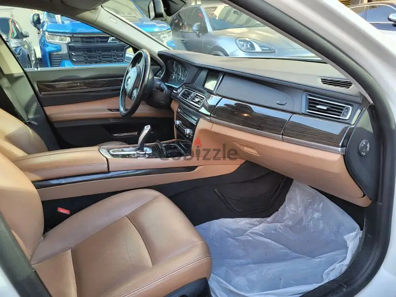 BMW 7-Series 201464292901256195126