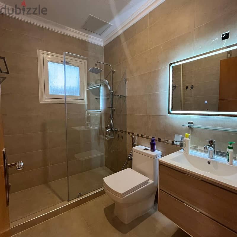 Sea view apartment for rent in Salmiya 8