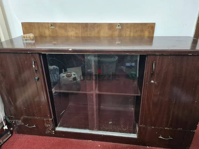 show case cupboard 1