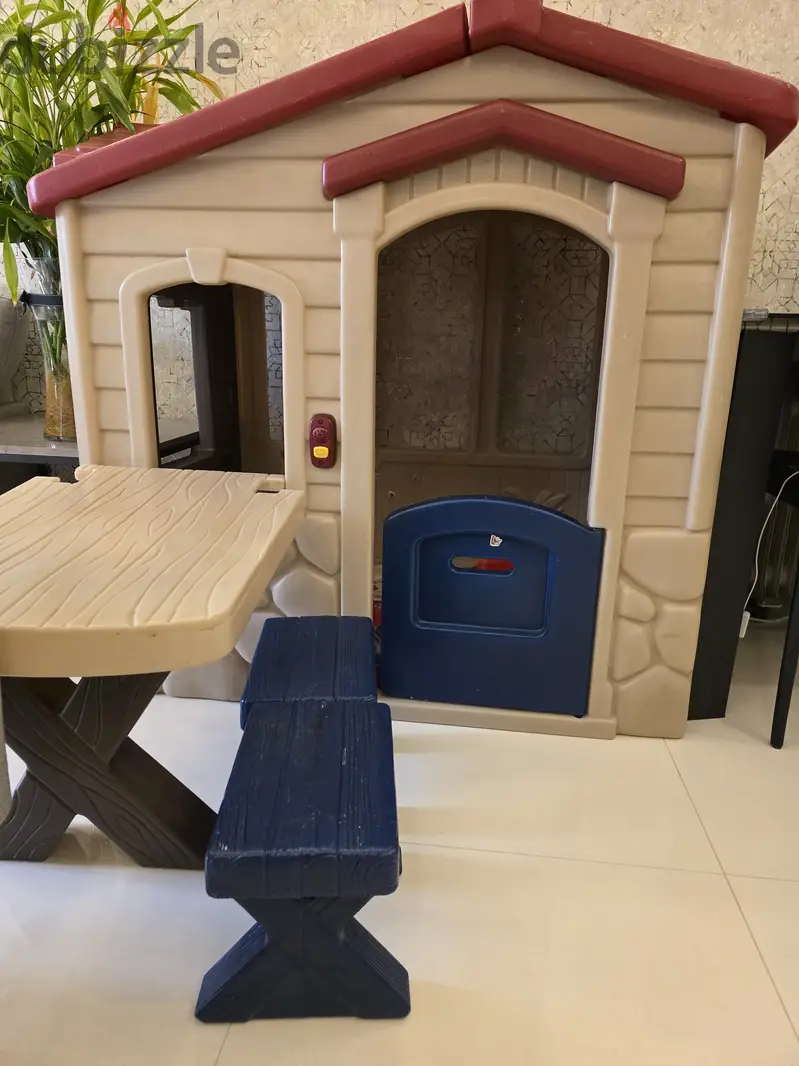 Kids house little tikes