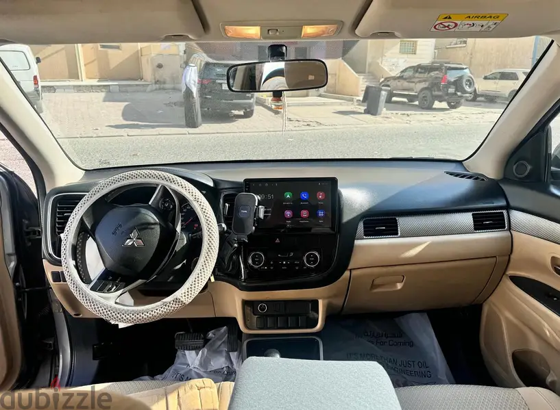 Mitsubishi Outlander 201764388928052355123