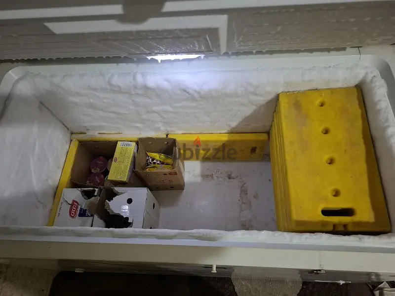 Single-door freezer for sale at 35, good condition