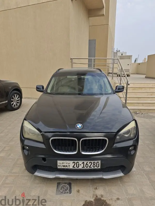 بي إم دبليو X1 2012
