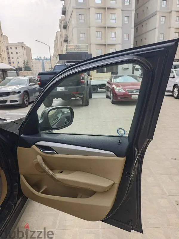 بي إم دبليو X1 201264408939710594125
