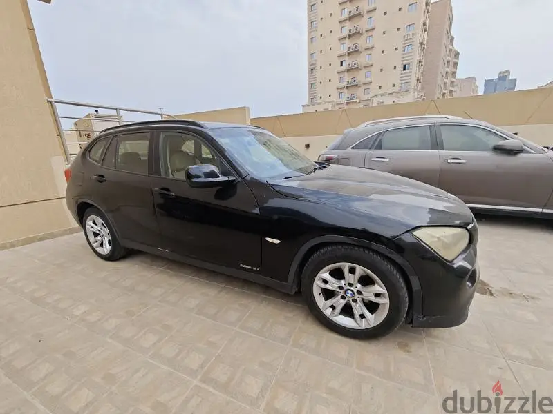 بي إم دبليو X1 201264408939710594127