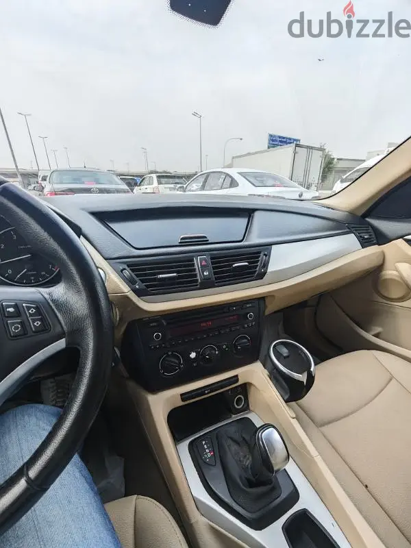 بي إم دبليو X1 2012644089397105941218