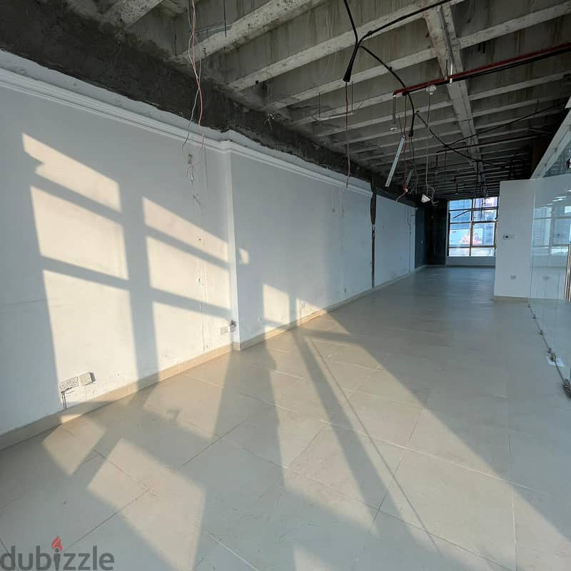 Full commercial floor for rent in Qibla. 1