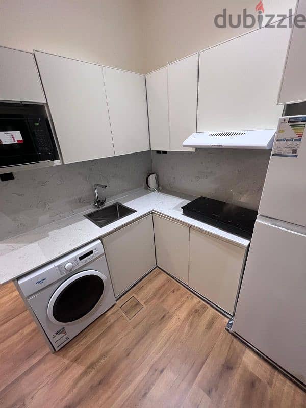 SHARQ - Deluxe Fully Furnished Studio 4