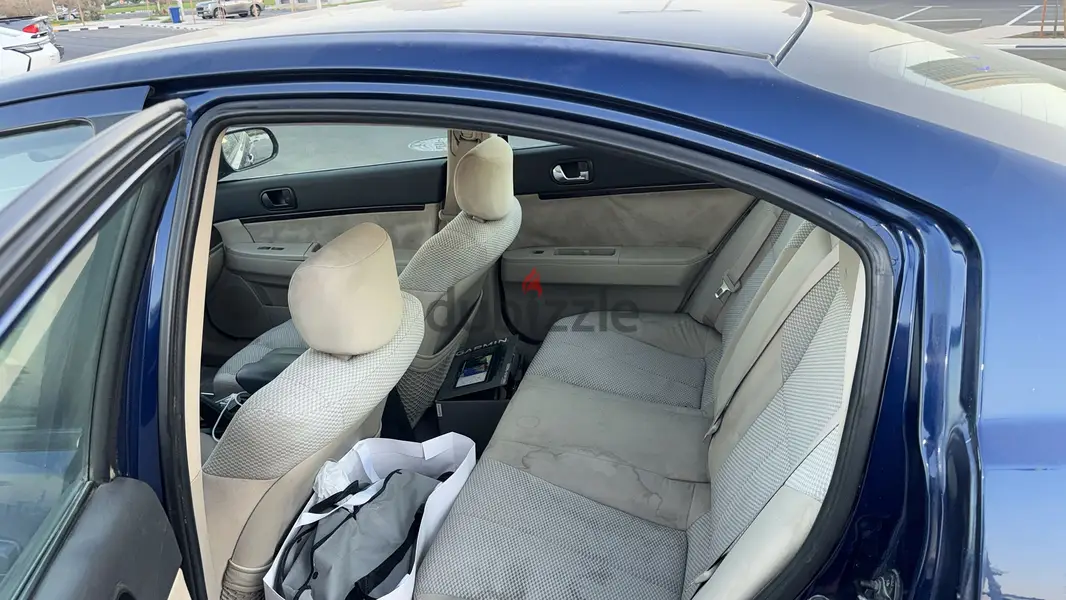 Mitsubishi Galant 201064421577610754125