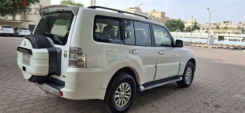 Mitsubishi Pajero 201364427045075970123