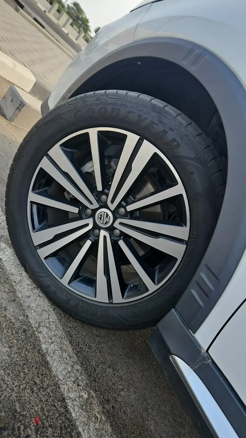 MG MG RX5 2021 FULL OPTION64521556840323126