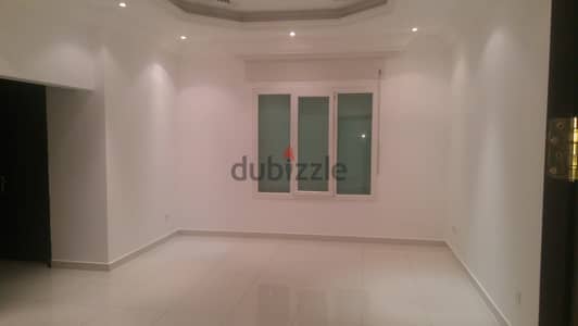 Beautiful 3 bedroom with balcony in mangaf.