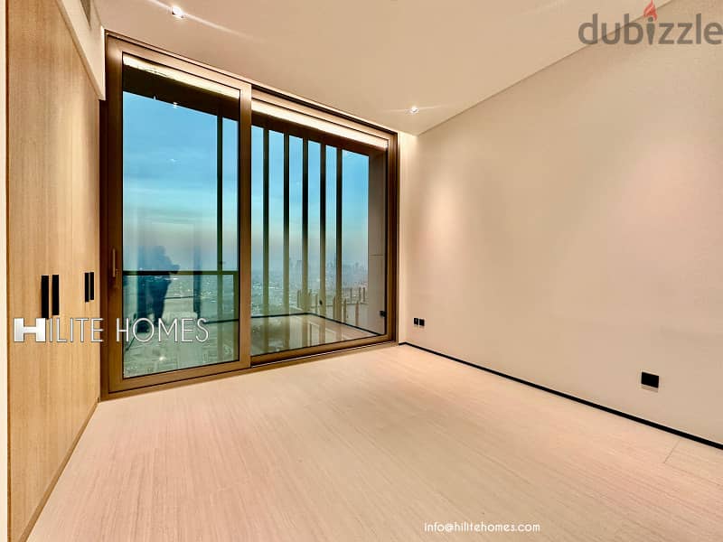 Stunning Three-Bedroom Sea View Apartment for Rent in Daiya 3