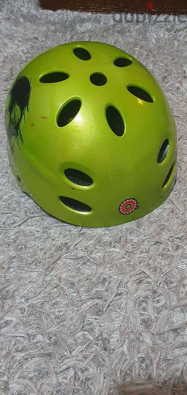 Bike helmet likenew